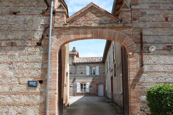 Photo GITE GRANDE CAPACITE Salvagnac Domaine lagarrigue