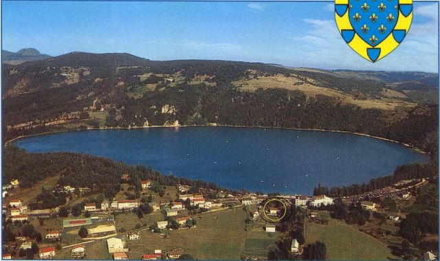 Photo Maison / Villa Le lac d'issarls Lac d'issarls hte ardeche 1000m