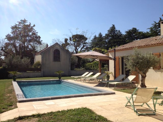 Photo Villa Bellegarde Maison de charme en provence, calme au ... 
