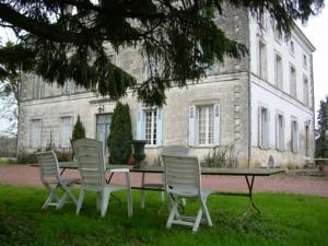 Photo Chambre d'hte Villefagnan Logis de la cantinolire