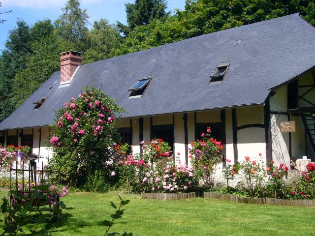 La chtaigneraie ( suite familiale )